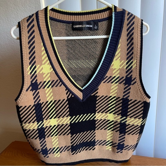 Gabrielle Union Tops - Gabrielle Union Plaid Sweater Vest Size L